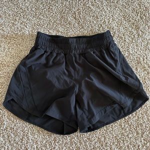 Lululemon track that shorts